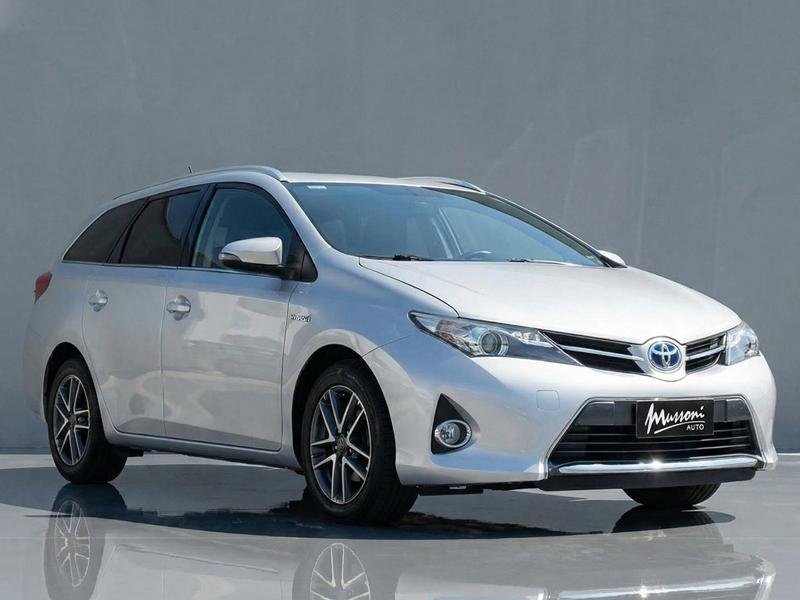 TOYOTA AURIS TOURING SPORT 1.8 HY -PROMO-