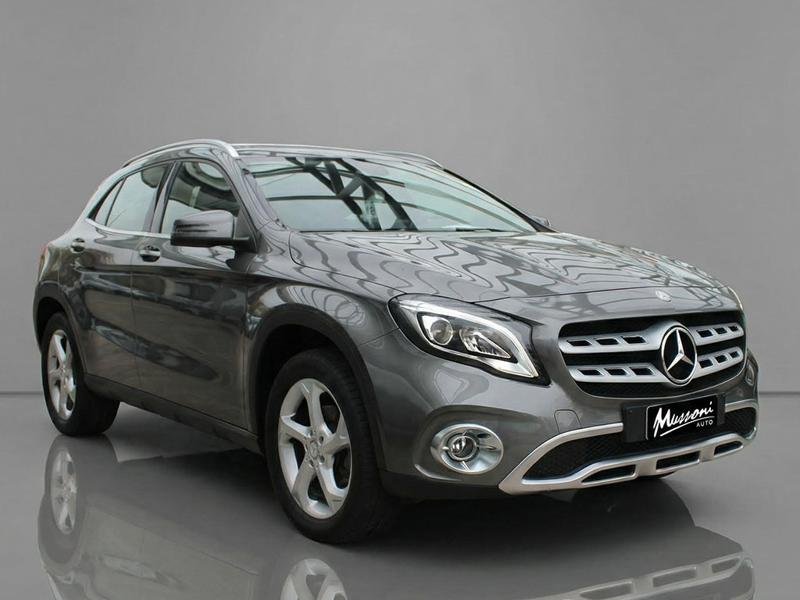 MERCEDES-BENZ GLA200 D SPORT AUTO 