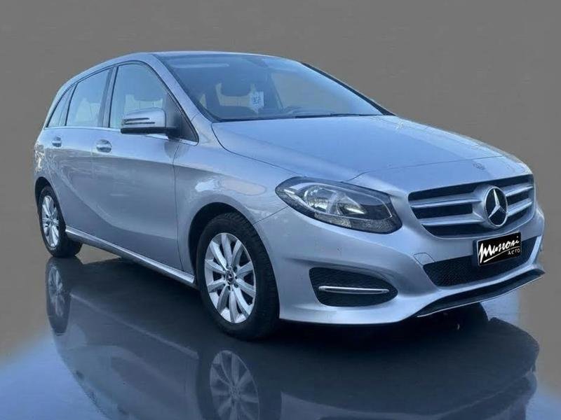 MERCEDES-BENZ B180 D BUISNESS