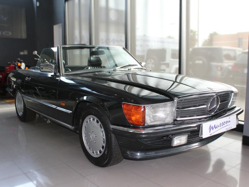 MERCEDES-BENZ SL300 ROADSTER 3P CABRIO PAGODA